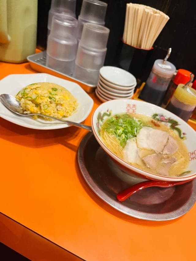 元祖とんこつ久留米らーめん 福ヤ 麻布十番店 - サブ画像1