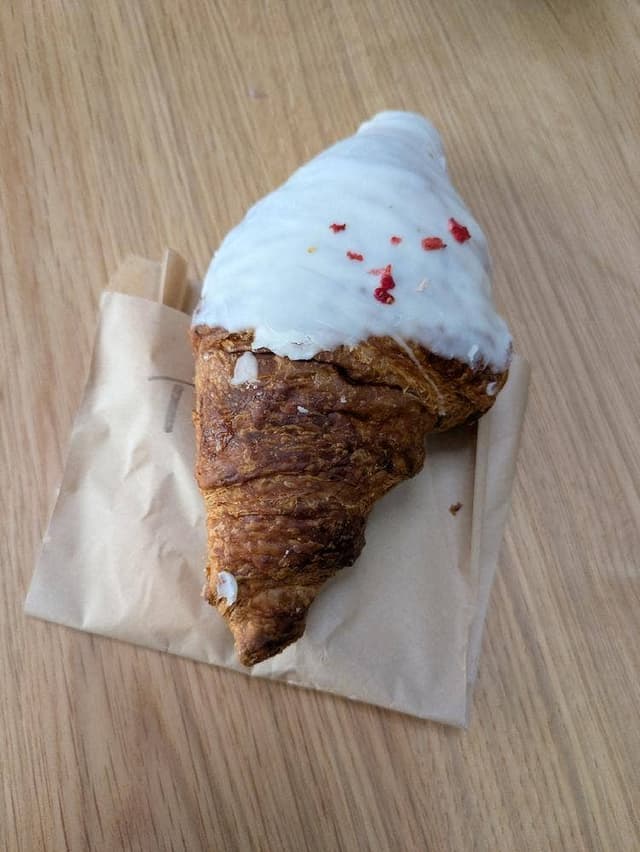 100日だけのチョコクロワッサン by TonyBake in神奈川厚木店 - サブ画像2