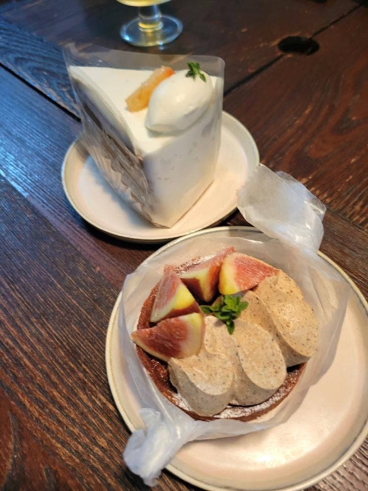 SUMI BAKE SHOP