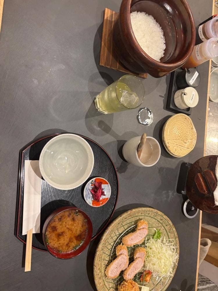 とんかつ螢水