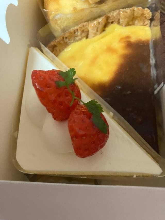 洋菓子 タカクワ - サブ画像1