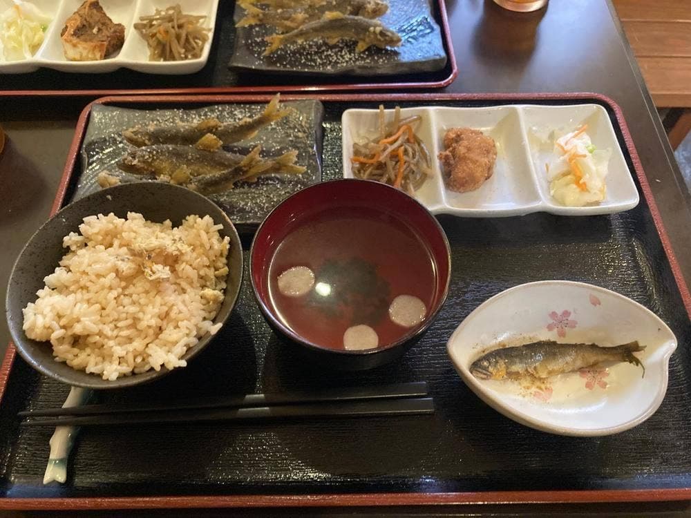 鮎めし 寺屋