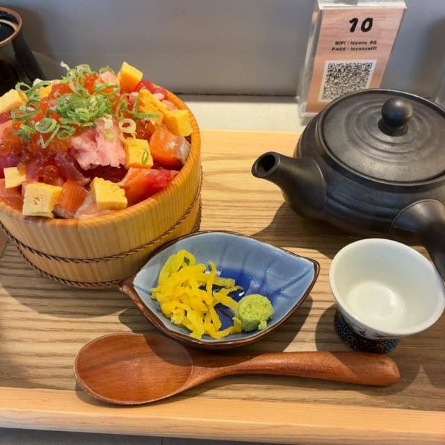 スシモン 赤坂見附店 - サブ画像1