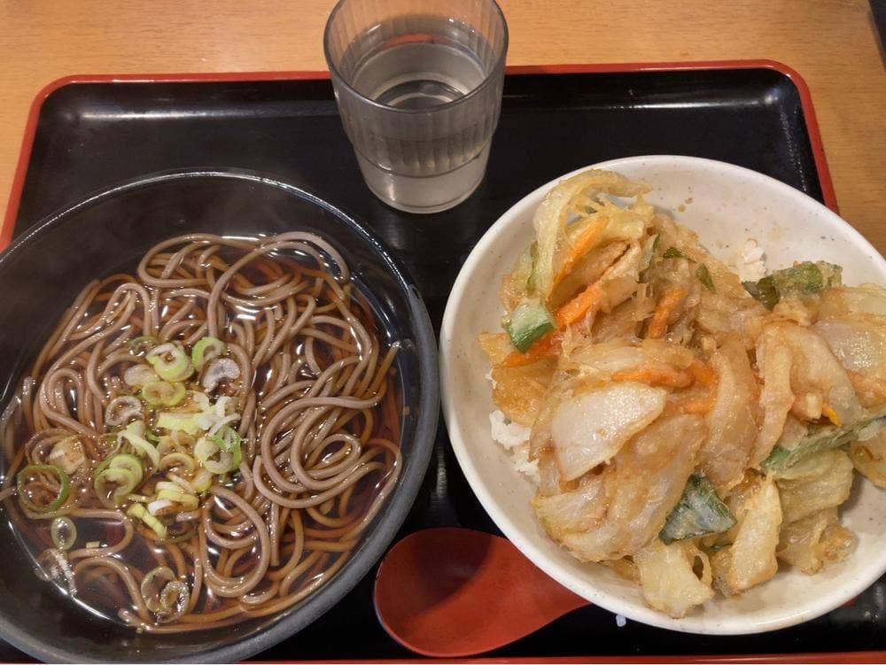 よもだそば 新宿西口2号店