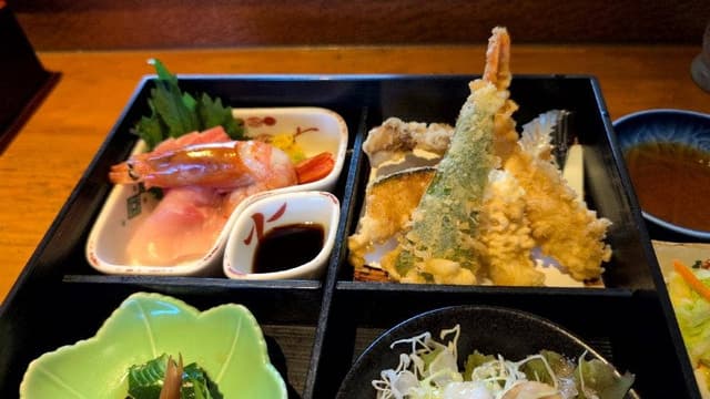 お食事処 海老助 - サブ画像2