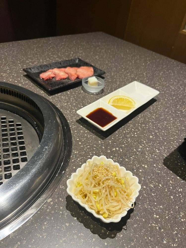 溶岩焼肉 朱