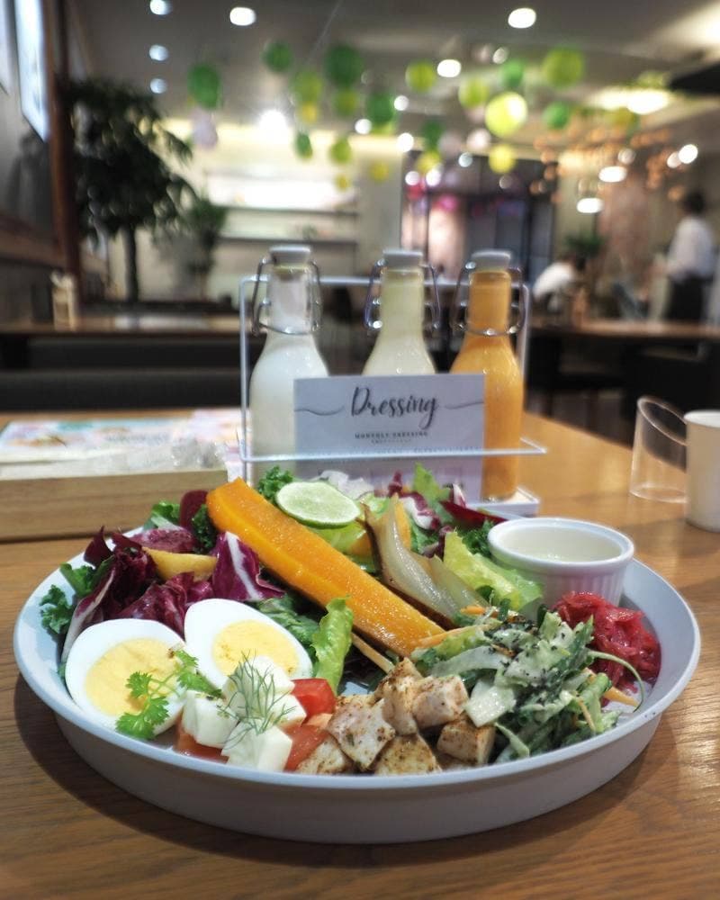 VEGETABLE LIFE CAFE by THE KEGO CLUB