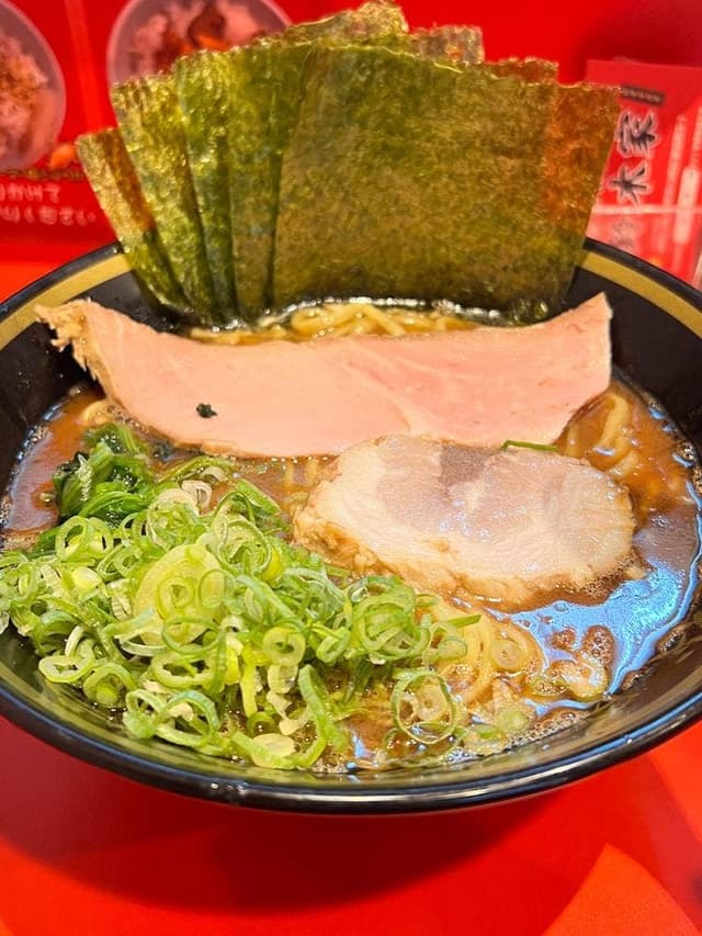 横濱家系ラーメン 二代目鈴木家 - サブ画像3