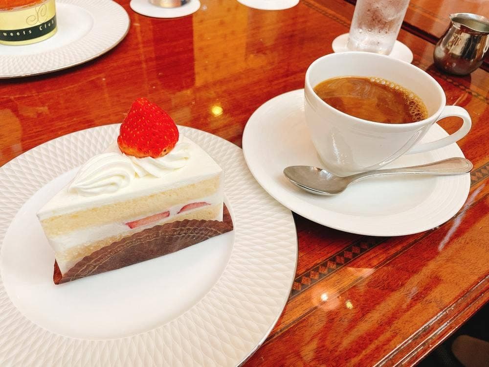 京王プラザホテル八王子 ロビーラウンジ
