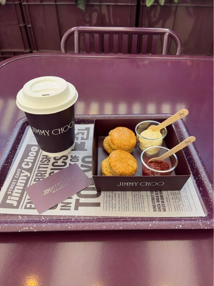 JIMMY CHOO Street Café Ginza