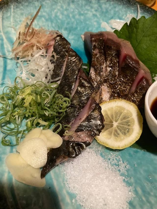 鶏と魚と藁焼き酒場 カガヤキ - サブ画像1