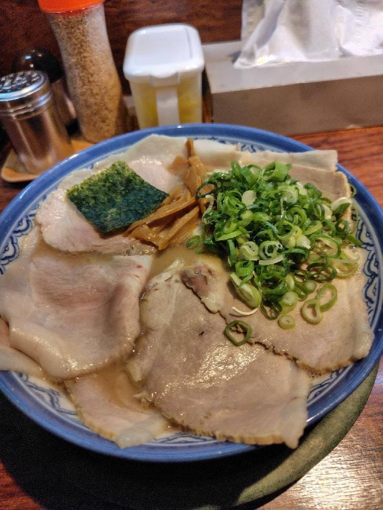 博多とんこつ 天神旗