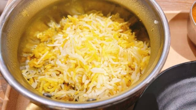 カリー&焼きたてナン AMARA ふかや花園プレミアム・アウトレット - サブ画像2