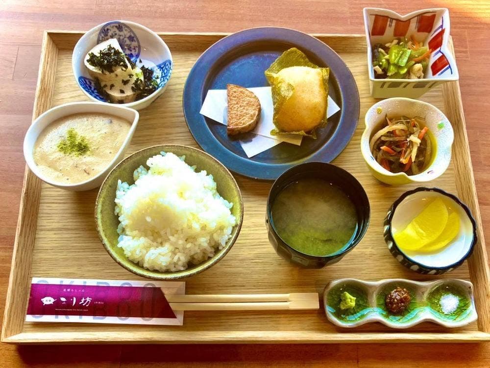 山芋の多い料理店 MAKABE
