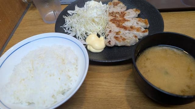 鉄板酒場 鐵一 八重洲地下街店 - サブ画像2