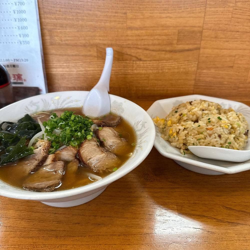 華楼璃