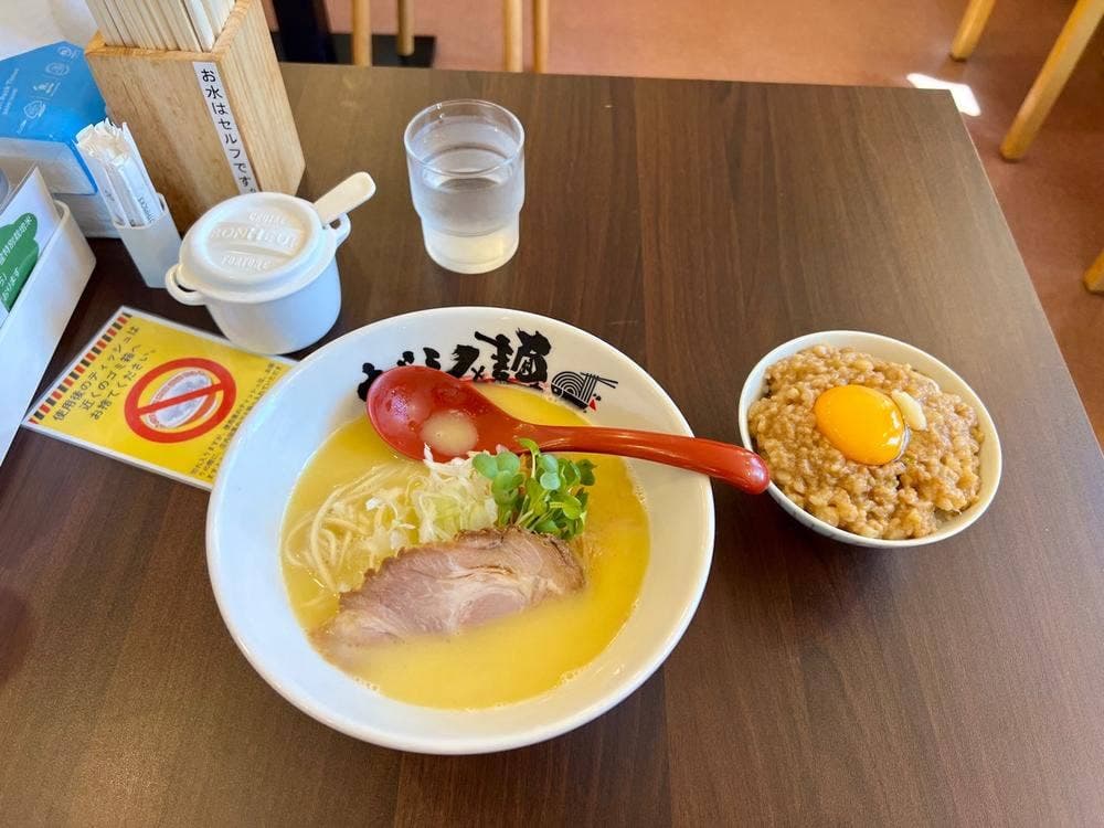 だしと麺