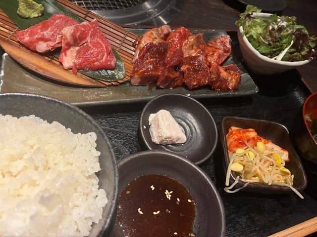 肉匠 牛虎 西中島店 - サブ画像2