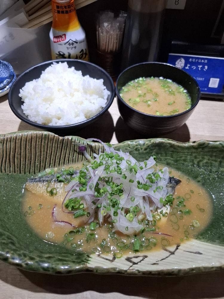 寿司と日本酒よってき