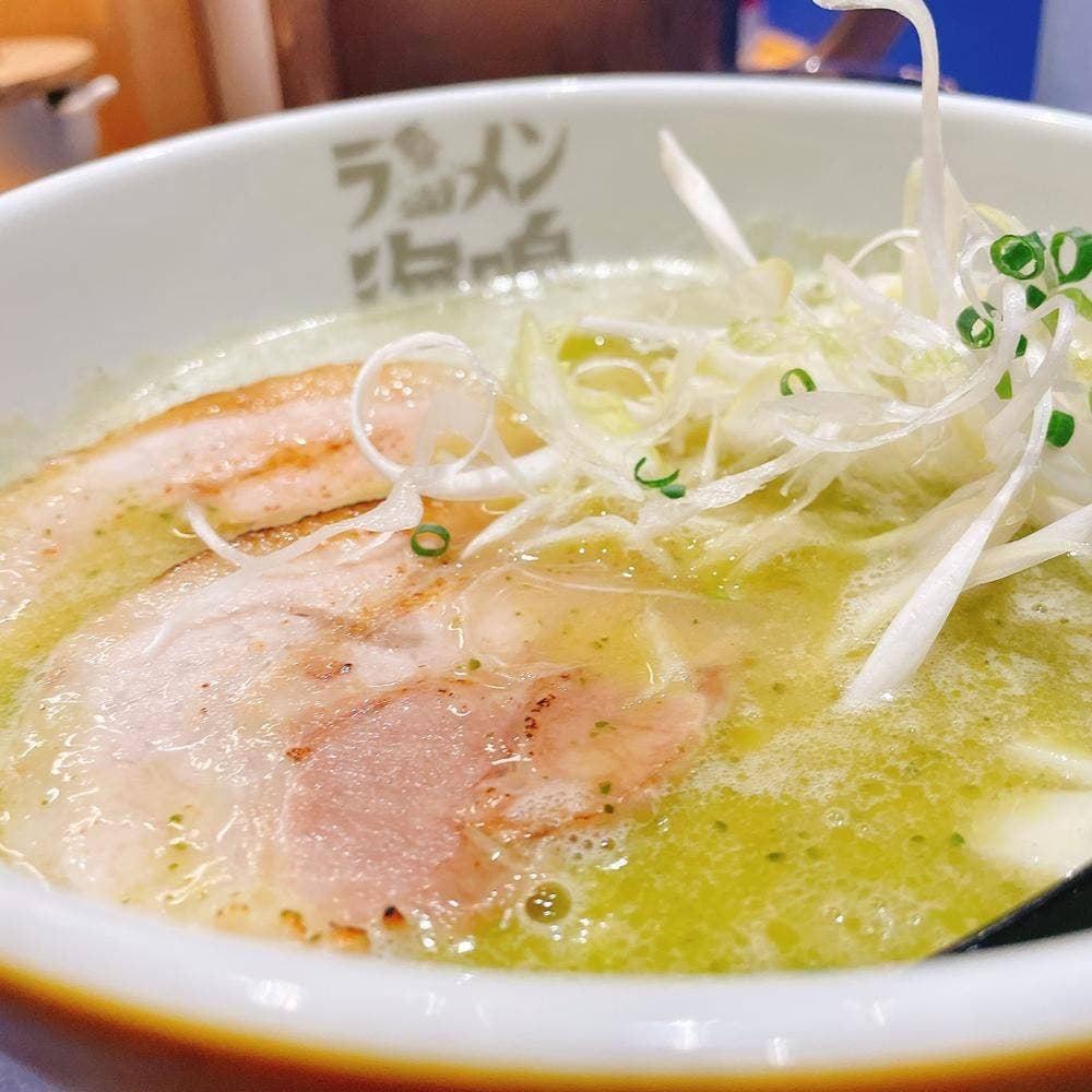 ラーメン海鳴 天神店