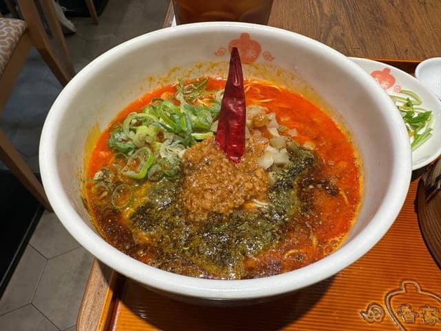 極上担々麺 香家 銀座ファイブ店 - サブ画像1