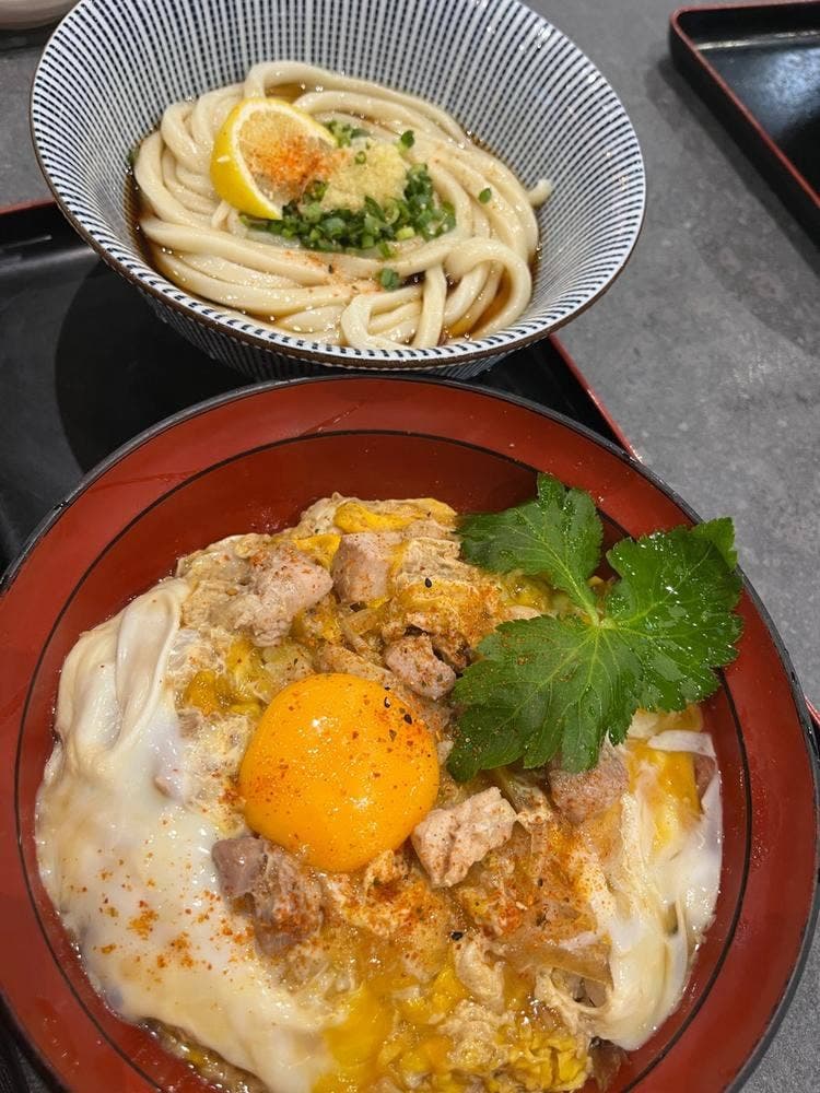 釜たけうどん 三田親子丼 神戸三田プレミアムアウトレット店