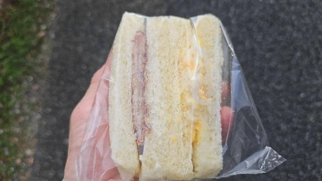 丸吉ベーカリー - サブ画像1