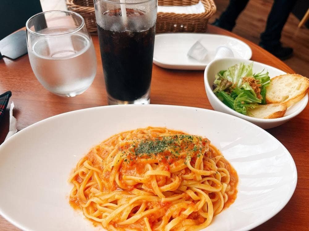 ワインショップ・エノテカ カフェ&バー たまプラーザ店
