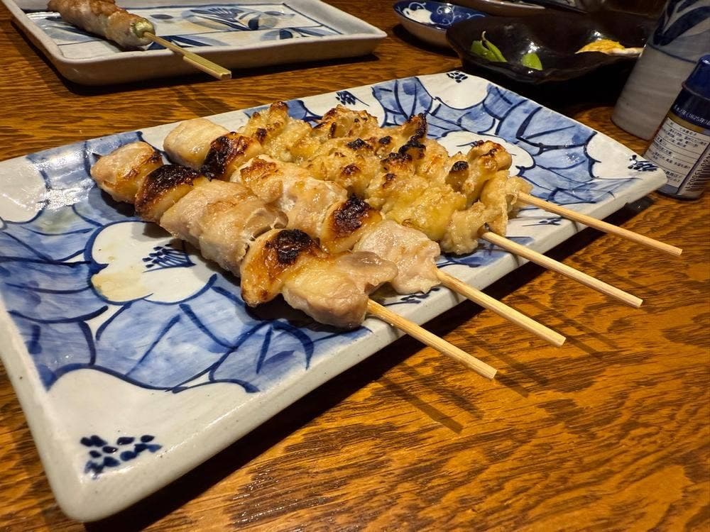 とんます