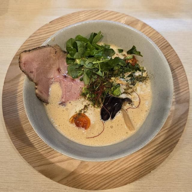 鶏と魚介らぁ麺 komugi - サブ画像2