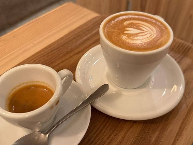 ROKUMEI COFFEE CO.グランスタ丸の内店 - サブ画像3