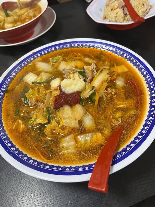 彩華ラーメン 大和小泉店 - サブ画像1