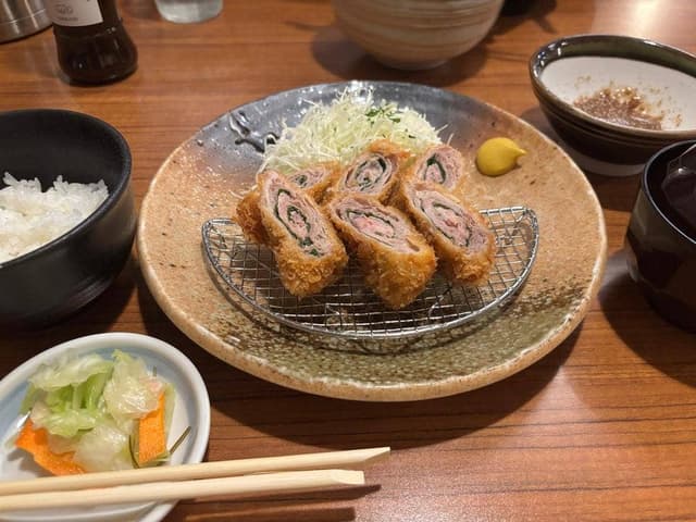 平田牧場 とん七 鶴岡こぴあ店 - サブ画像3