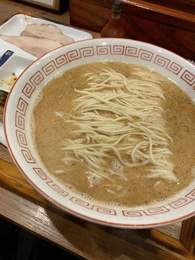 炭火焼濃厚中華そば 奥倫道 - サブ画像1