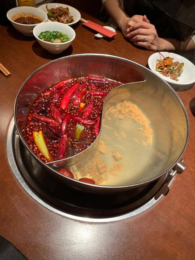 四川料理・薬膳火鍋 花椒庭 広尾本店 - サブ画像1