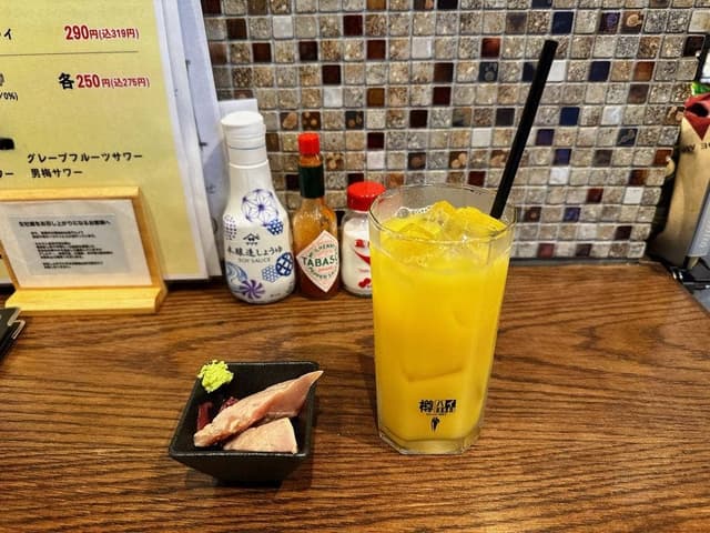 生牡蠣と極み牛タン RAKUGAKI 横浜鶴屋町店 - サブ画像1