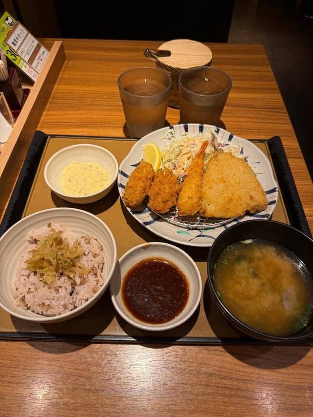やよい軒 新宿百人町店 - サブ画像3
