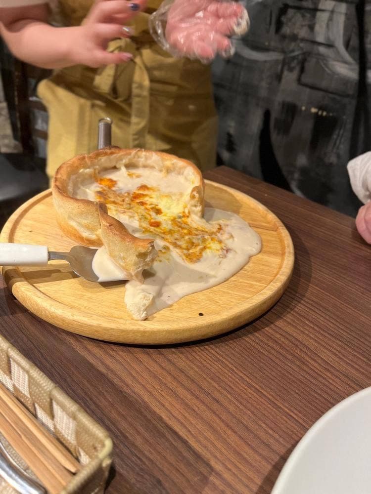 原価ビストロチーズ+ 四条烏丸店