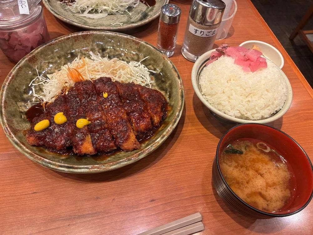 矢場とん栄セントライズ店
