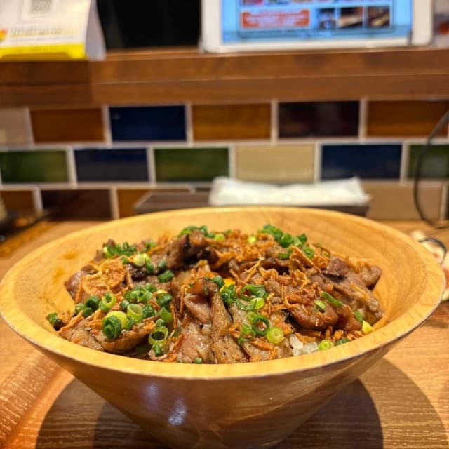 宮崎牛ステーキと宮崎地鶏 肉バル食堂 みやざき晴マチ 中央通 一番街店 - サブ画像2