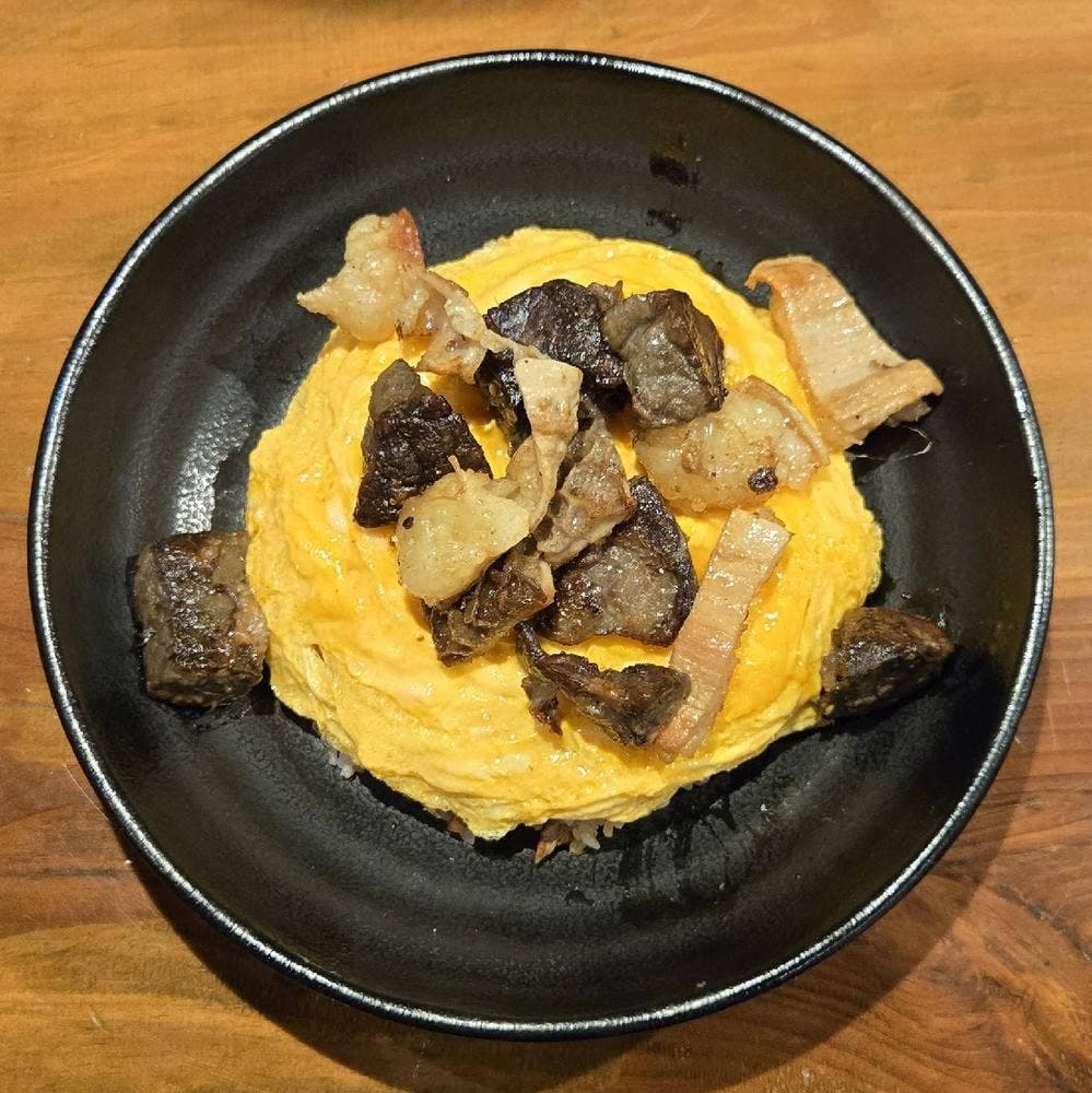 玉子のせ炒飯専門店 チャーライ極