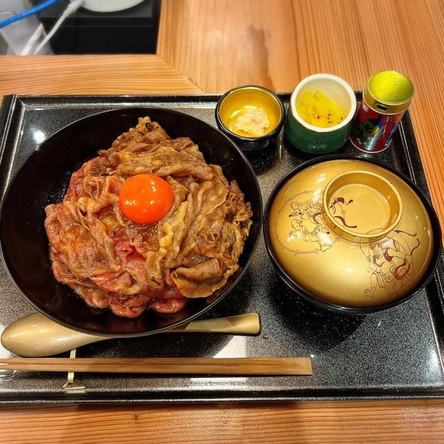 和牛専門 牛めし 前田優 - サブ画像1