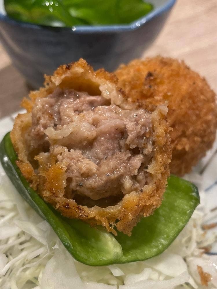 千住メンチ館