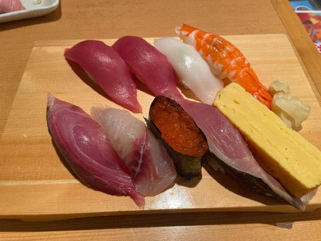 沼津 魚がし鮨 横浜ランドマーク店 - サブ画像2