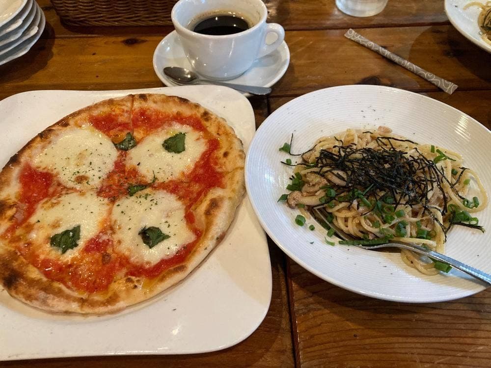 トムボーイ カフェ 十条店