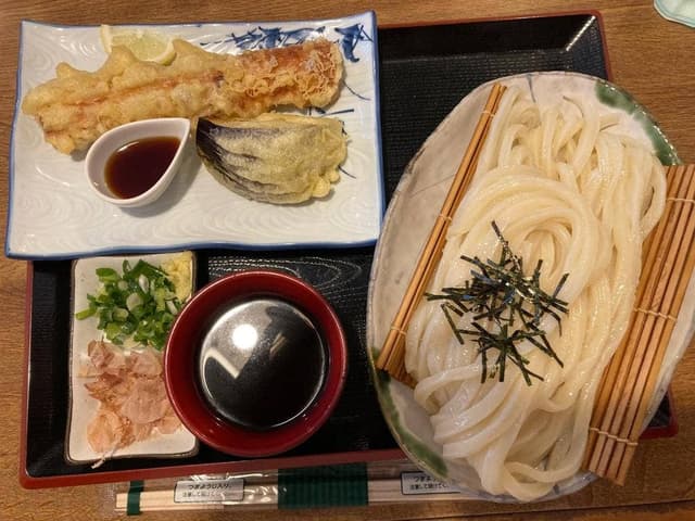 自家製麺情熱うどん 伊和正 - サブ画像1