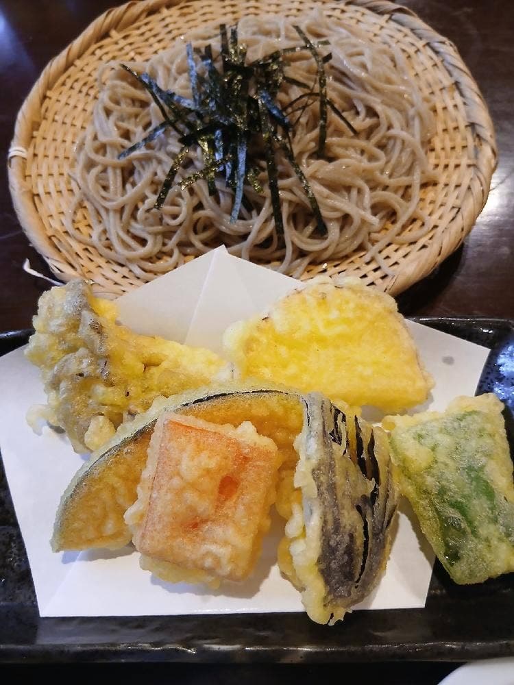 石臼挽 蕎麦 東間