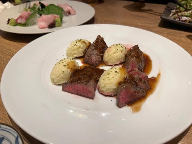 鉄焼酒房 蜂ヤ 本店 - サブ画像1