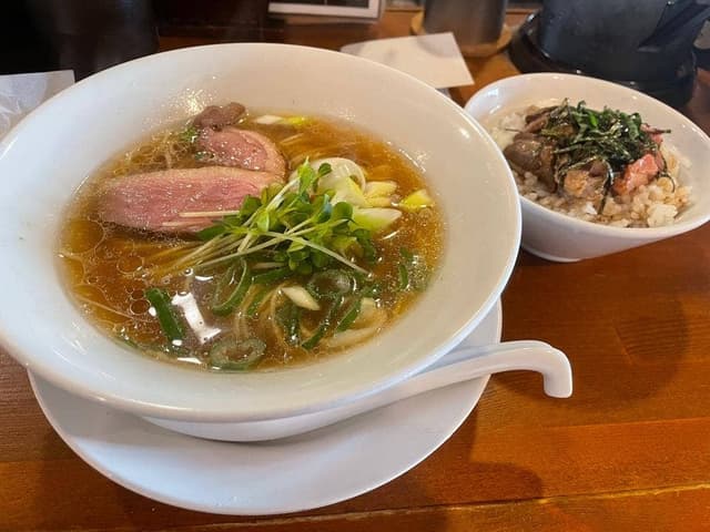 鴨だし中華そば 王鴨 - サブ画像2