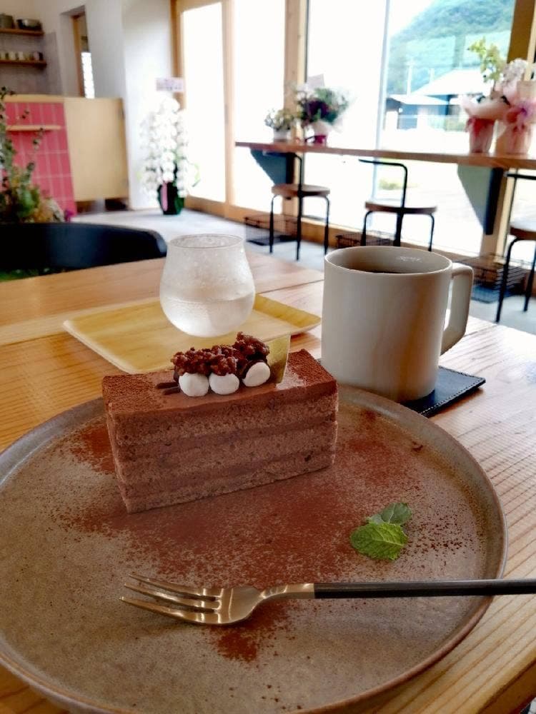Kiwi Cafe